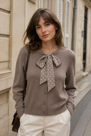 Gilet en maille à nœud fantaisie