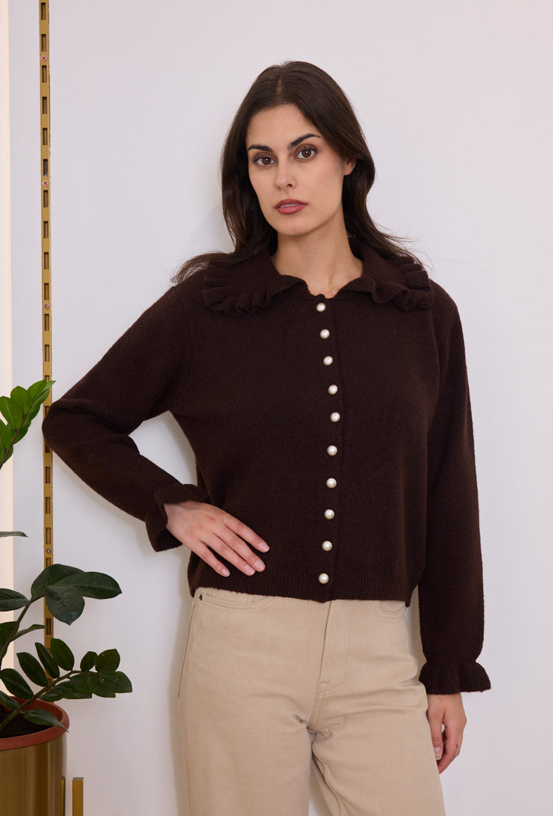 Gilet en maille à col volanté