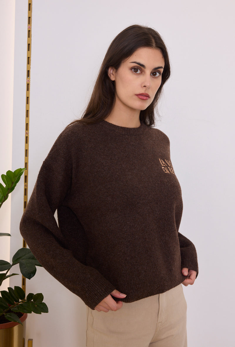 PULL EN MAILLE BRODÉ