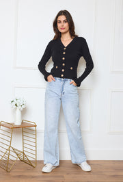 Gilet en maille à boutons dorés