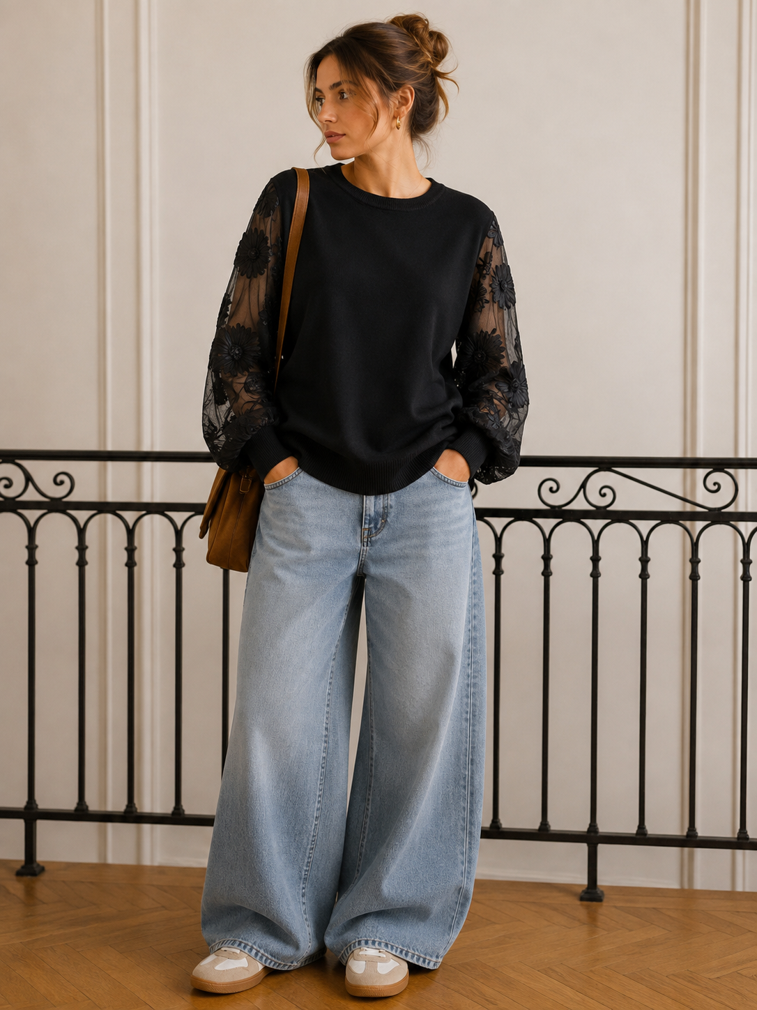 Pull manches transparentes fleuries