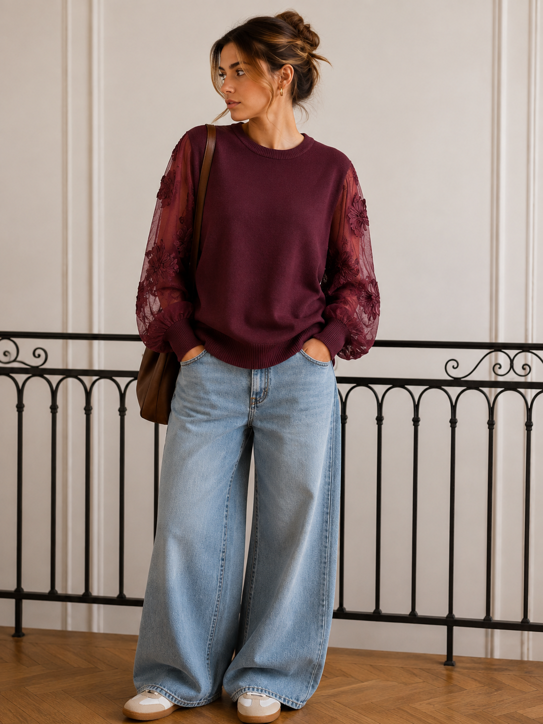 Pull manches transparentes fleuries