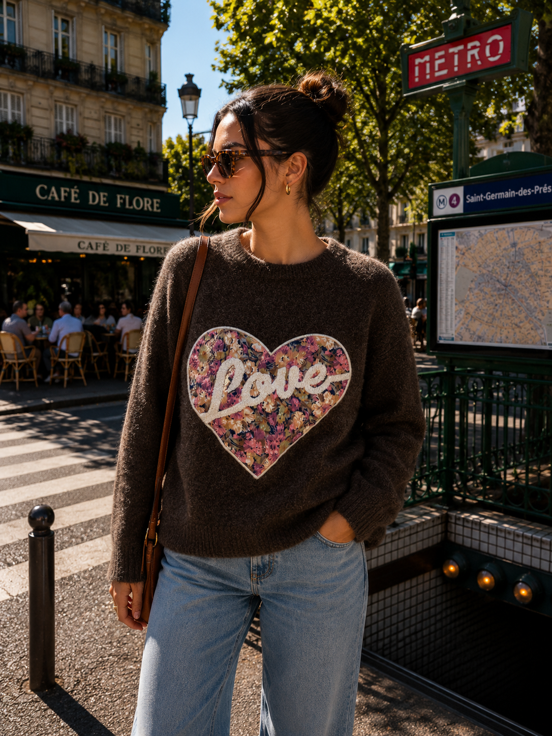 Pull cœur fleuri