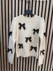 Pull maille nœuds fantaisie