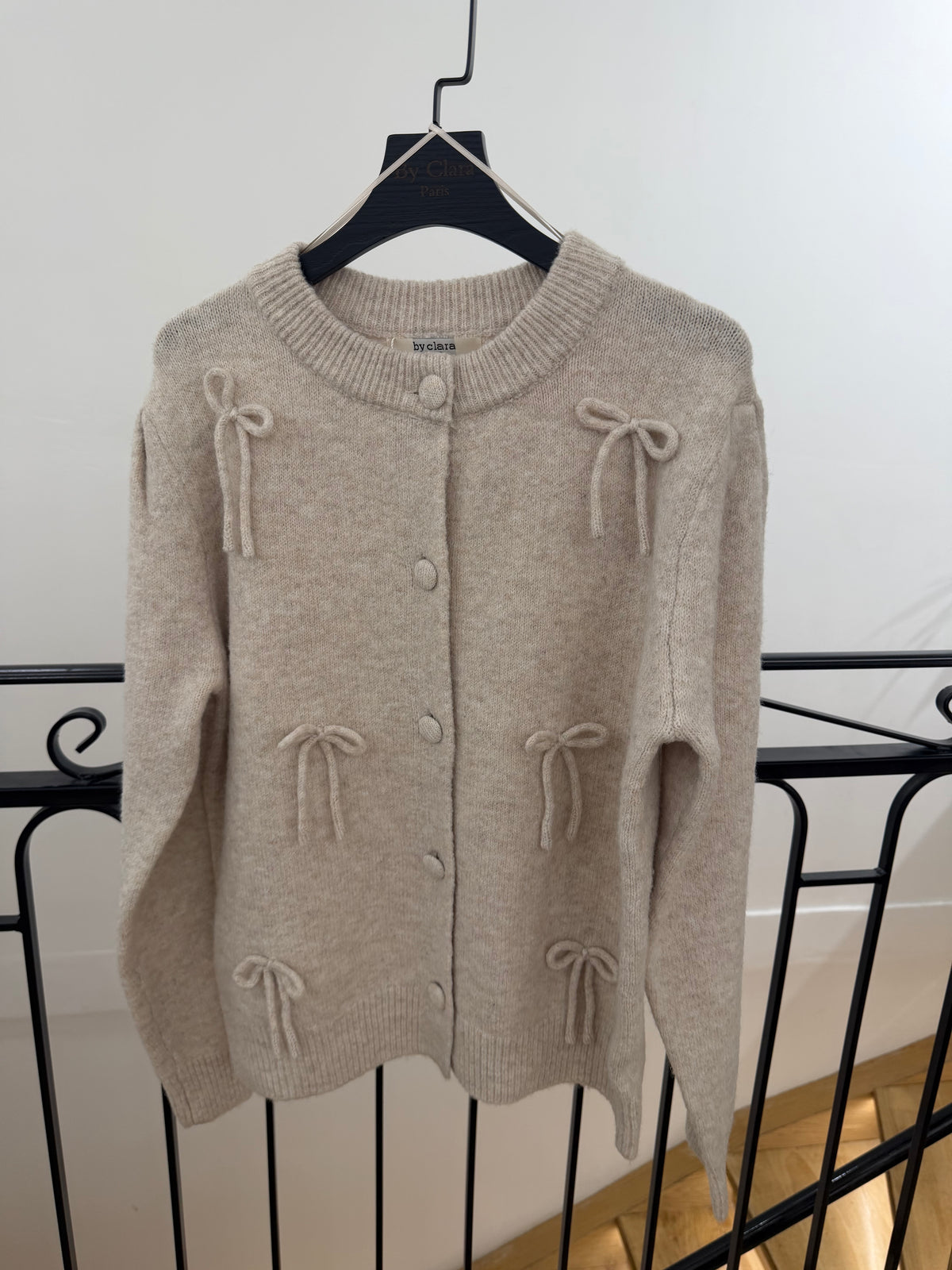 Gilet en maille avec nœuds