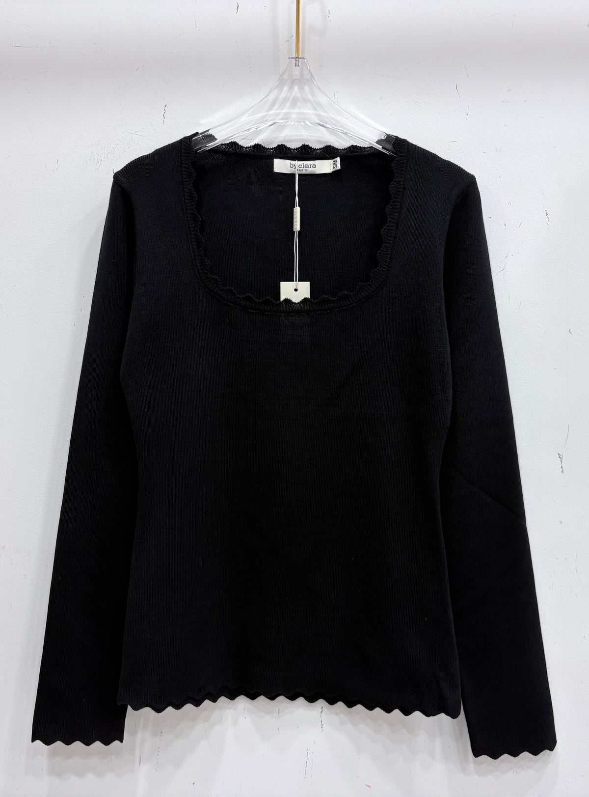 Pull maille col carré dentelle