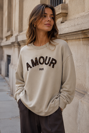 Pull Amour Paris