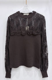 Pull maille et dentelle