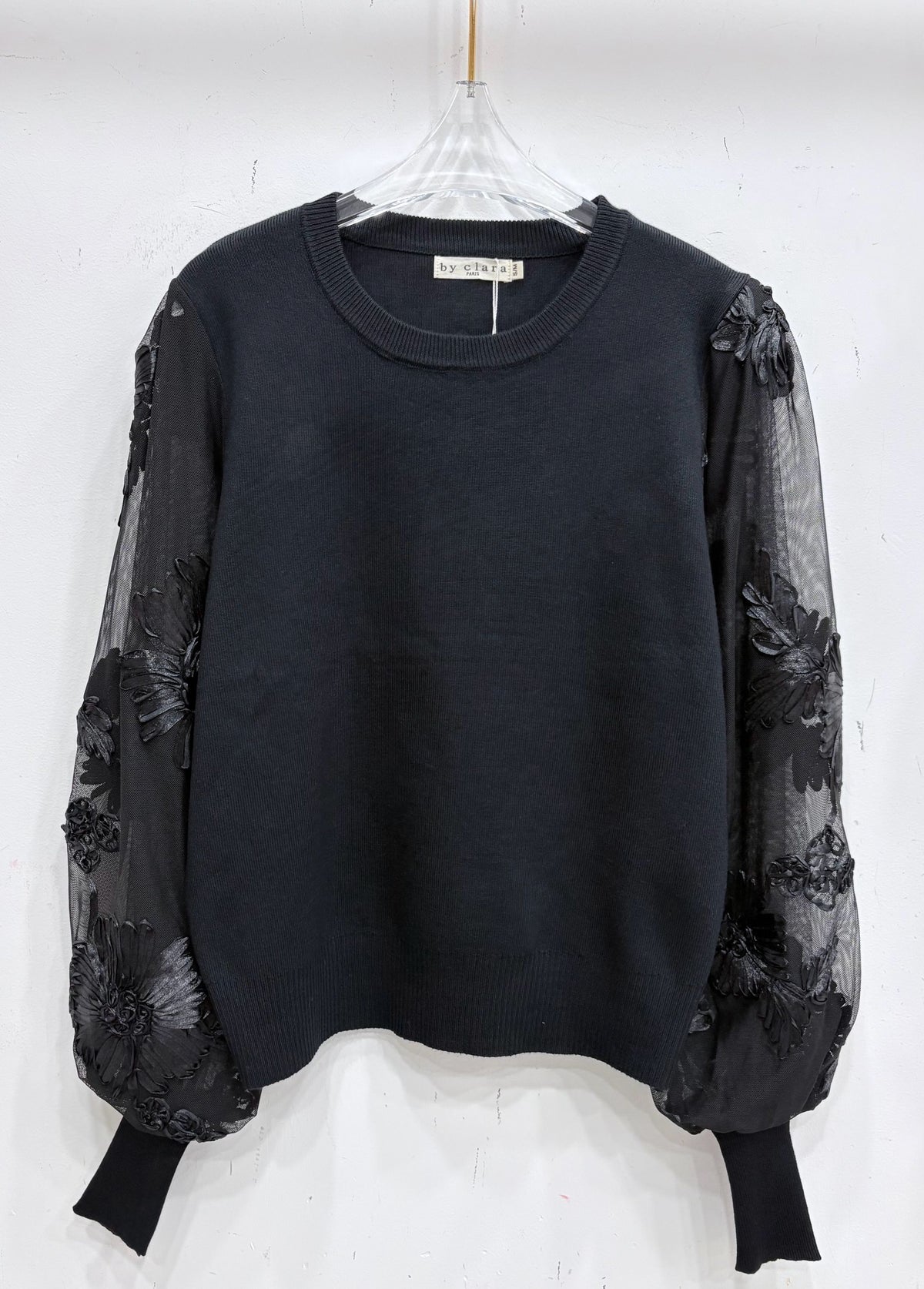 Pull manches transparentes fleuries