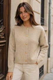Gilet en maille à boutons dorés