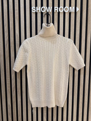 Pull col roulé manches courtes