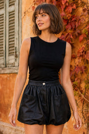 Short ballon effet cuir